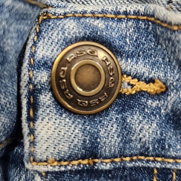 RSQ Jeans Mens 33X30 Blue Distressed Relaxed Taper Leg Stretch Denim Casual - Picture 2 of 14